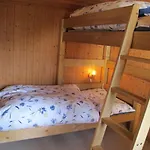 Haus Tgamotsch***- In Daire *
