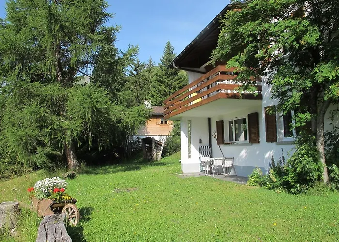 Haus Tgamotsch***- In Valbella