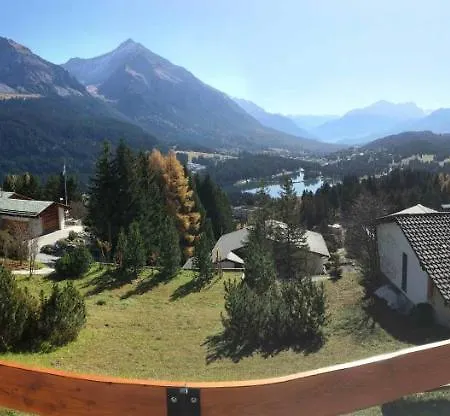 Haus Tgamotsch***- In Valbella